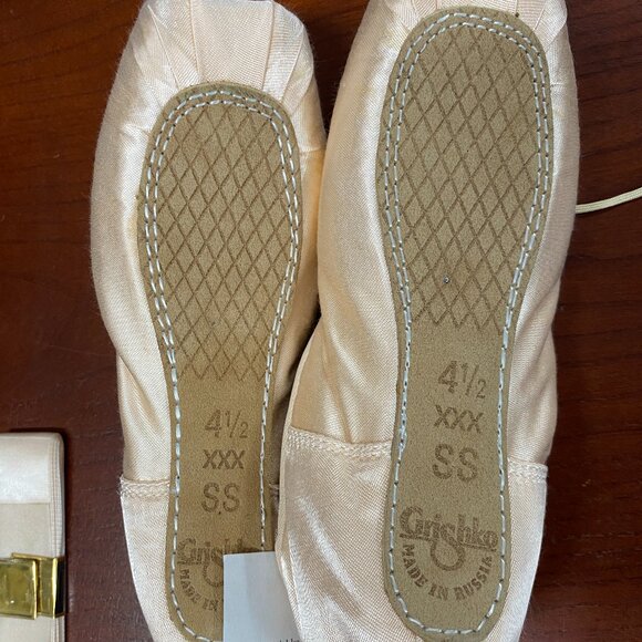 Grishko Pointe Shoes, Ballet Slippers, size 4 1/2  XXX  SS - Picture 3 of 6